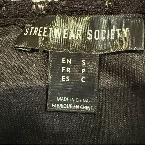 Streetwear Society Bodysuit Black Lace Fitted Sexy Feminine Long Sleeve Women's - Picture 2 of 16